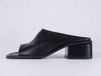 90s Black Leather Block Heel Mule Sandals Women&#39;s USA Size 7.5